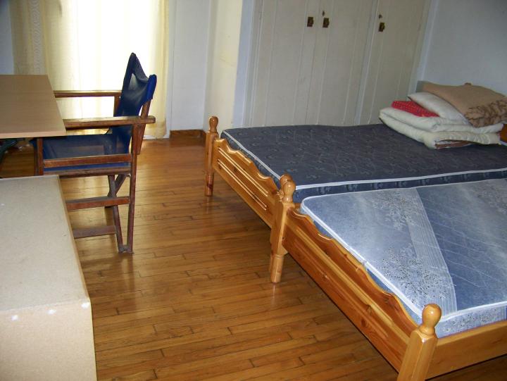 Sharing An Apartment in Athens, Greece (Thu June 21, 2007)
